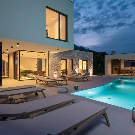 Appartement Moderne Entierement Equipee Porto-Vecchio (Corsica)