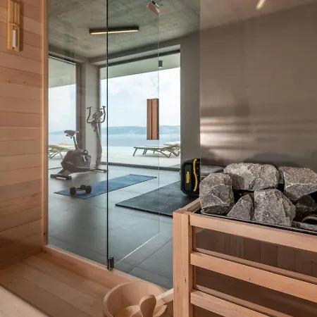 Moderne Entierement Equipee Appartement